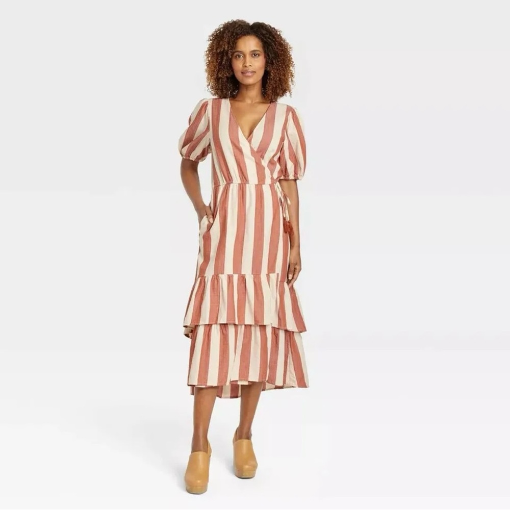 Knox Rose Women's Short Sleeve Wrap Dress with Pockets Size Large